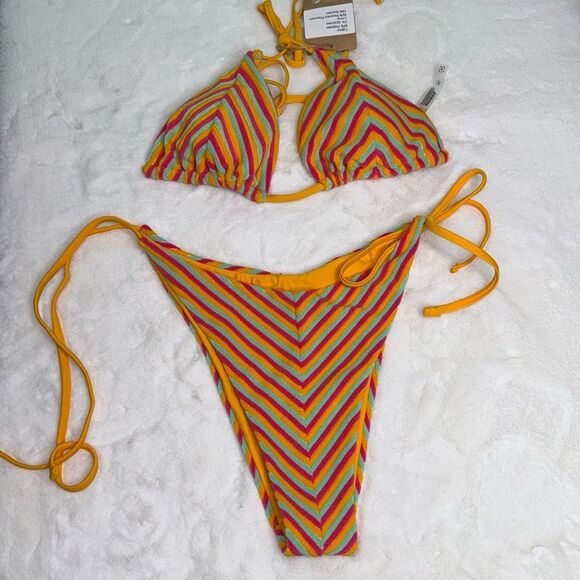 BERLOOK Plush Texture Stripe Halter Bikini Top & Plush Texture Stripe Tie Bottom - Picture 3 of 11